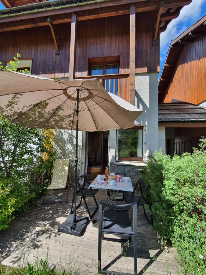 Les Chalets Du Jardin Alpin La Salle-les-Alpes Exteriér fotografie
