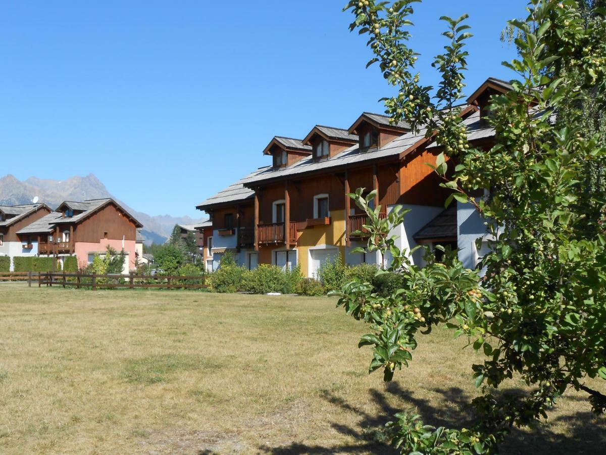 Les Chalets Du Jardin Alpin La Salle-les-Alpes Exteriér fotografie